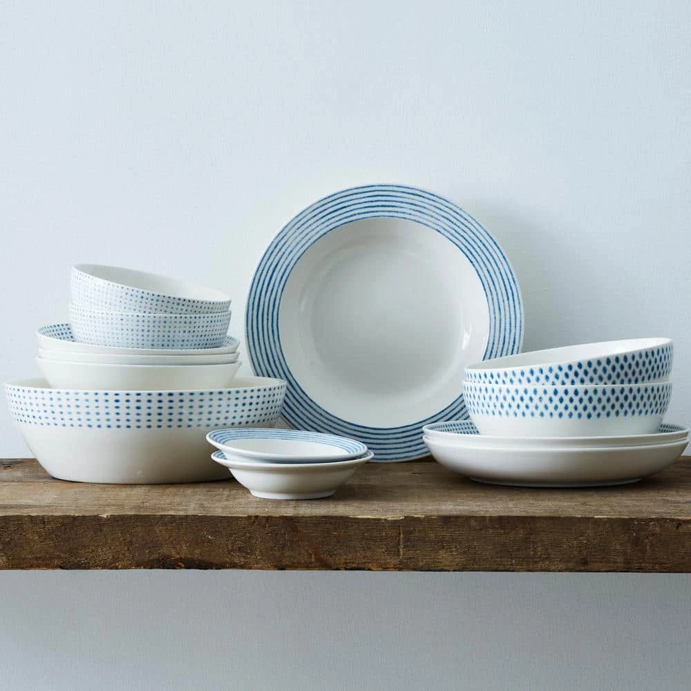 Blue Hammock 29 (fl.oz.) Blue and White Porcelain 9-3/4 in., Dinner Bowl (Set of 4) by Noritake 4 Blue Hammock 29 (fl.oz.) Blue and White Porcelain 9-3/4 in., Dinner Bowl (Set of 4) by Noritake - Image 2