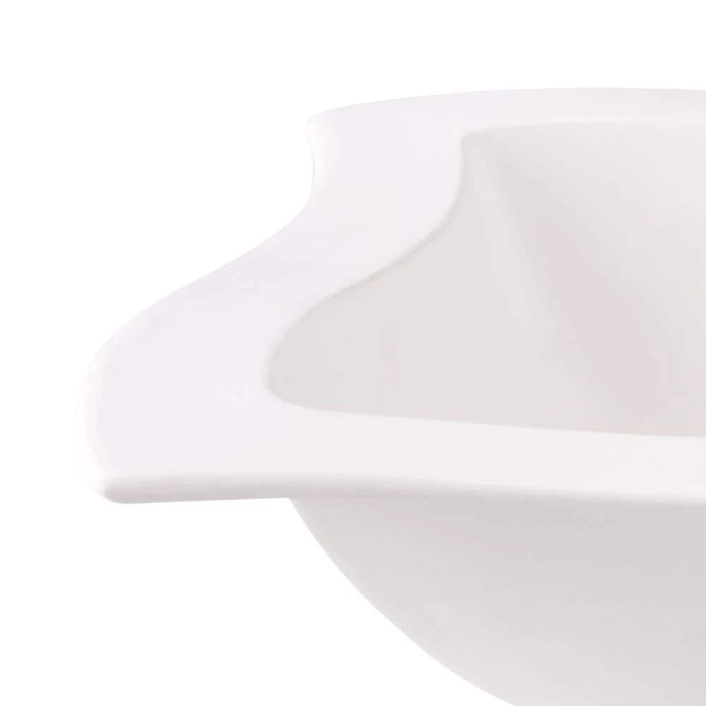 New Wave White Porcelain 13 in. Square Salad Bowl by Villeroy & Boch 4 New Wave White Porcelain 13 in. Square Salad Bowl by Villeroy & Boch - Image 2