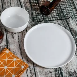 16-Piece Natural White Bone China Dinnerware Set (Set for 4) by TABLE 12 12 16-Piece Natural White Bone China Dinnerware Set (Set for 4) by TABLE 12 -Dinnerware Shop natural white table 12 dinnerware sets td16y40w 1f 1000