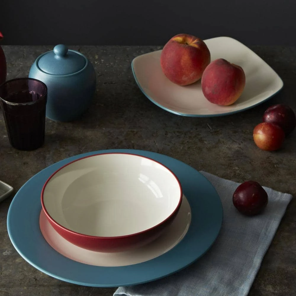 Colorwave 20 (fl.oz.) Raspberry Red Stoneware Rice Bowl 5-3/4 in. (Set of 4) by Noritake 7 Colorwave 20 (fl.oz.) Raspberry Red Stoneware Rice Bowl 5-3/4 in. (Set of 4) by Noritake - Image 5