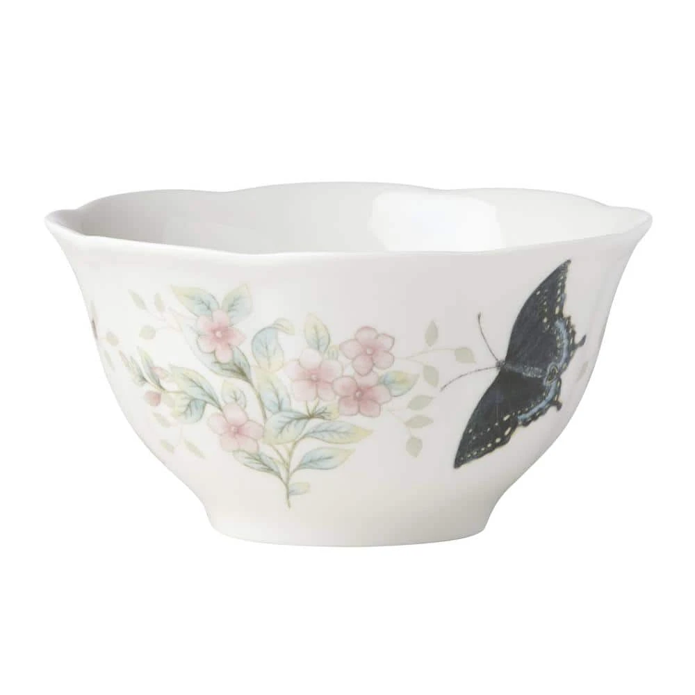 12-Piece Traditional White Porcelain Dinnerware Set (Service for 4) by Lenox 9 12-Piece Traditional White Porcelain Dinnerware Set (Service for 4) by Lenox - Image 7