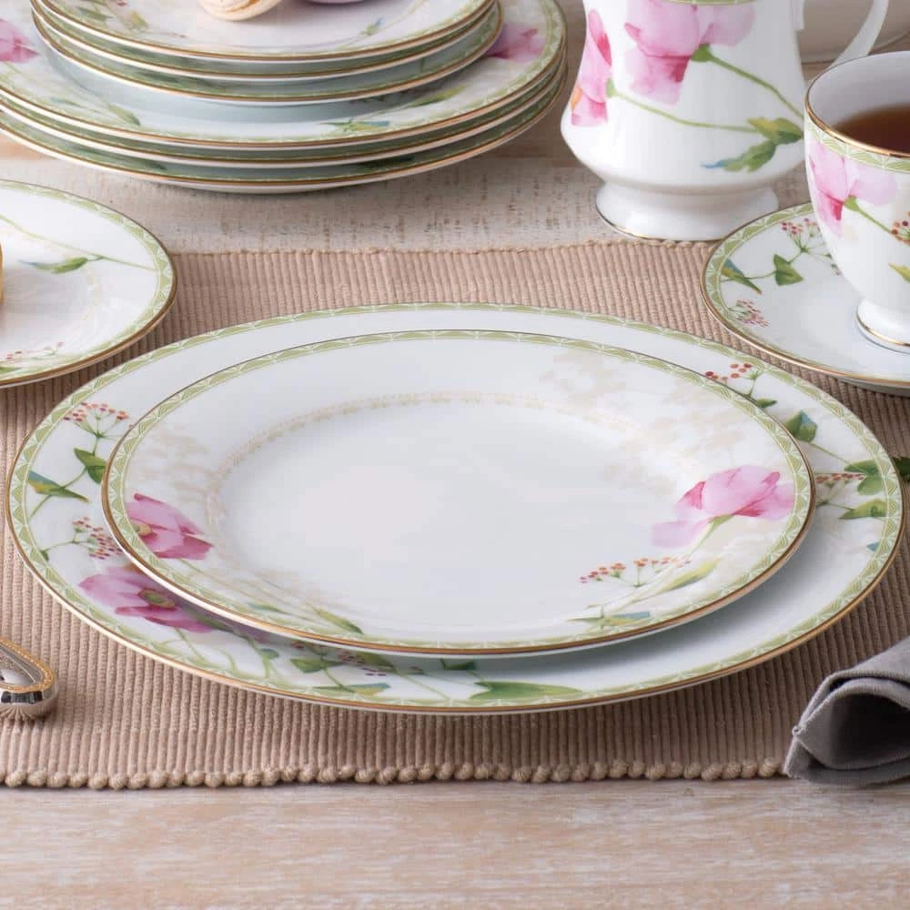 Poppy Place 10.5 in. White and Pink Porcelain Dinner Plates (Set of 4) by Noritake 8 Poppy Place 10.5 in. White and Pink Porcelain Dinner Plates (Set of 4) by Noritake - Image 6